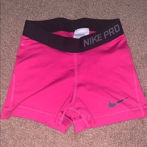 Women’s pink nike pro shorts